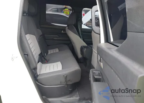 2024 Toyota Tacoma Trd Off Road z USA, uszkodzony, nr VIN 3TMLB5JN5RM046402